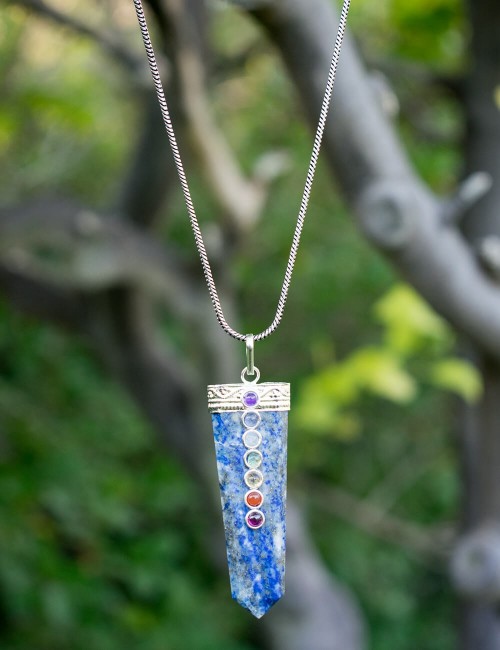 pingente-lapislazuli-7chakras-pingente-mulher-corrente de metal