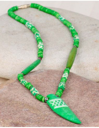 collier-os-vert-unisexe-hippie