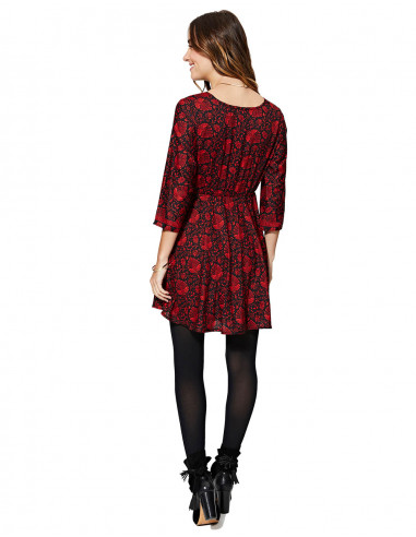 Kleid mit rotem und schwarzem Print