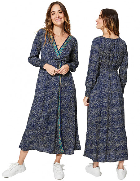 Wickelkleid mit langen Ärmeln