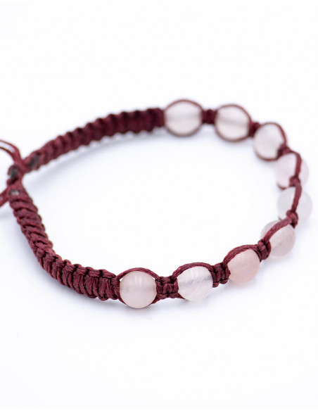 Pulseira de macramê com pedra de quartzo rosa