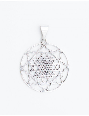 Pendentif Ajouré Argent ou Or 2