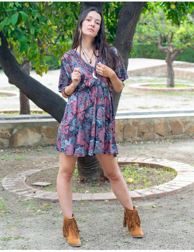 Robe courte et large