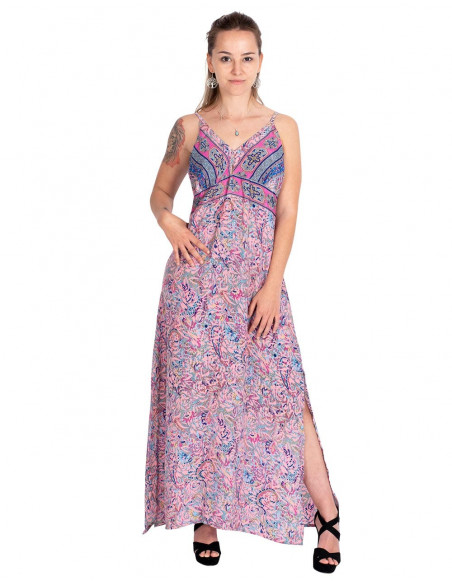 Schmales und langes Kleid