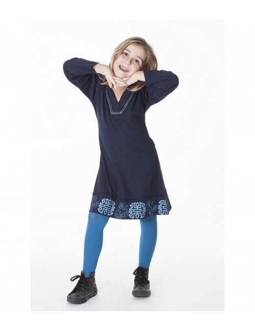 Short-Dress-Blue-Cleavage-kids