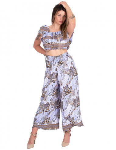Top corto con scollo a barchetta