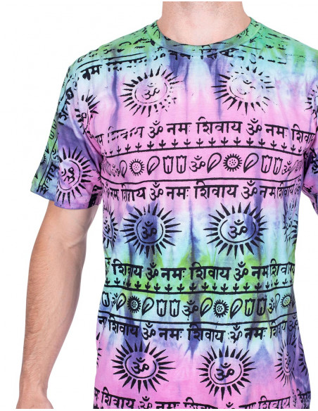 camiseta-verde-tie-die-dibujos-etnicos