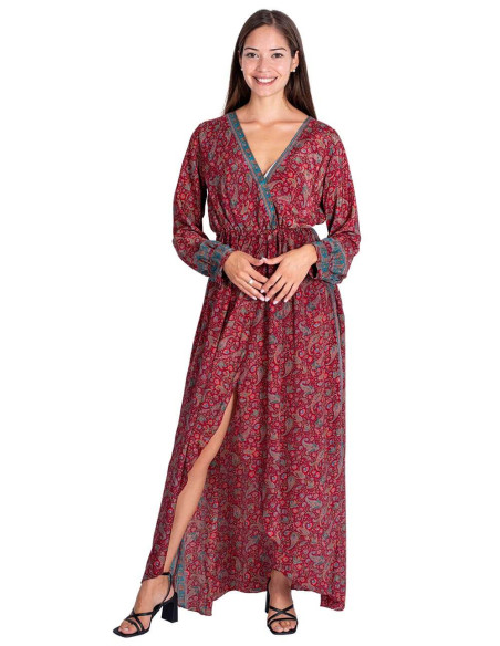 Vestido Longo com Mangas
