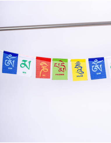 Petits fanions Mantra Om