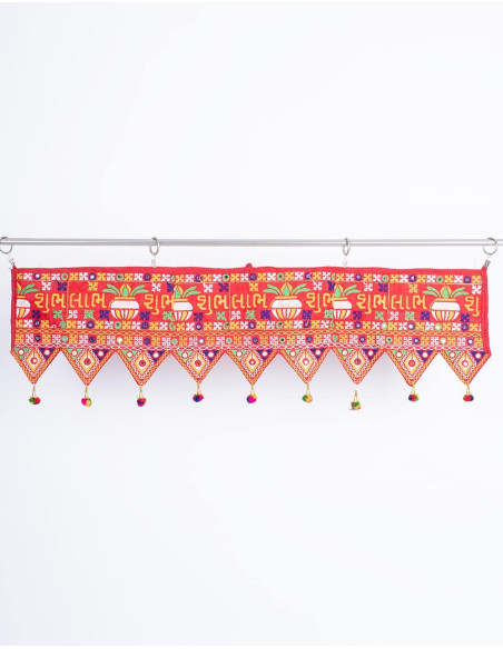 Toran rosso con perline