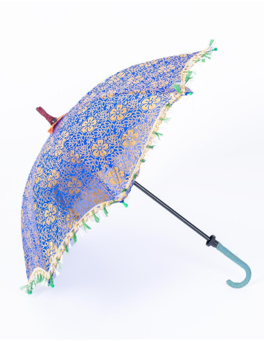 Protect with Style! Individual Ethnic Parasol in Bright Blue