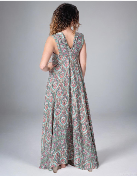 Vestido longo de seda estampado com decote profundo