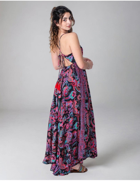 Robe Longue en Soie à Dessins Ethniques