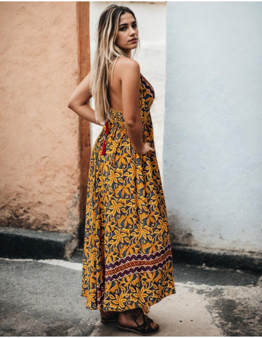Rückenfreies langes Kleid aus frischer Seide