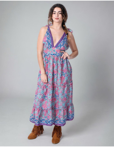 Vestido de seda estampado com flores frescas