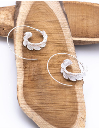 Boucles d'oreilles faites à...