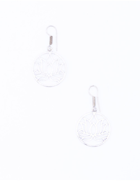 Boucles d'oreilles rondes avec fleur de lotus sculptée en laiton fait main
