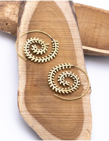 Brincos de Ramo Dourado e Folhas