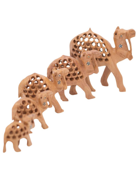 Ensemble de 5 chameaux sculptés en bois - Artisanat d’escalier unique