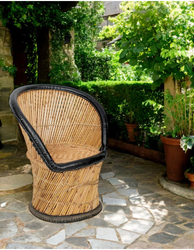 Poltrona individuale in juta con dettagli in similpelle: artigianato indiano, comfort esclusivo