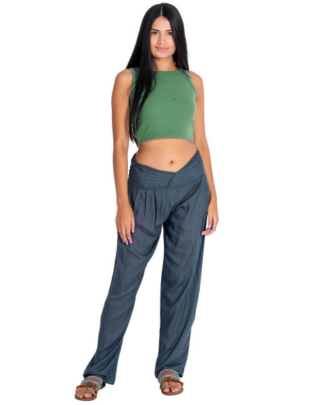 Pantalon droit gris à col en V – Élégance et confort ethniques