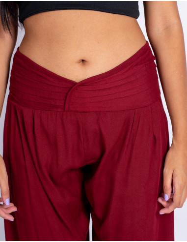 Burgundy straight-leg trousers with a V-shaped...
