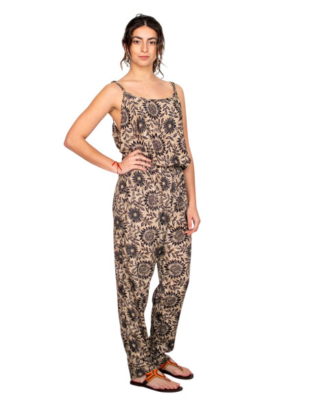 Macacão longo de seda estampado em tons ocre e marrom – Estilo boho com alma indiana