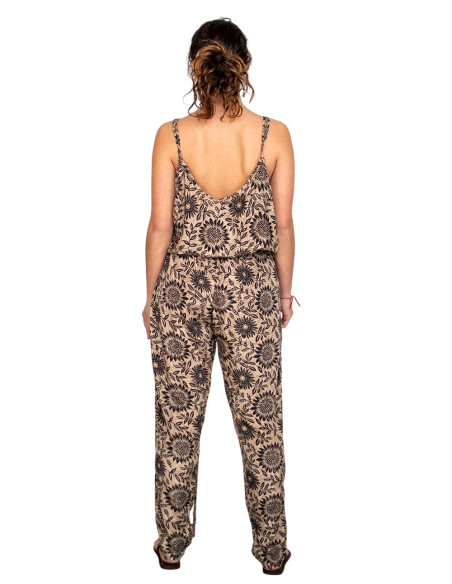 Macacão longo de seda estampado em tons ocre e marrom – Estilo boho com alma indiana