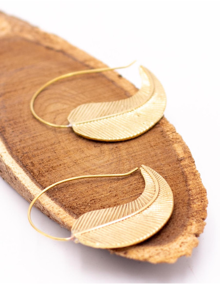 Gold leaf earrings – Indian handmade jewelry with boho style