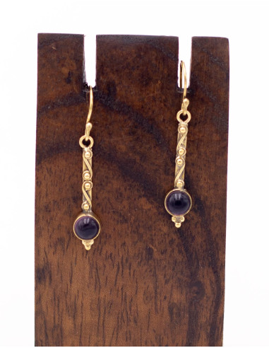 Goldohrringe mit Mineralstein