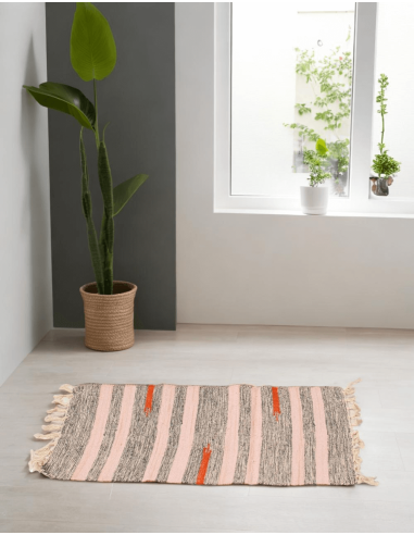 Handwoven Indian ethnic rug – Unique colors and...