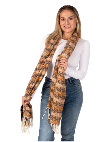 Châle en coton et laine fait main avec franges...