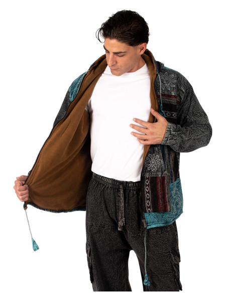 Jaqueta artesanal em patchwork com forro de lã polar – Fabricada na Índia