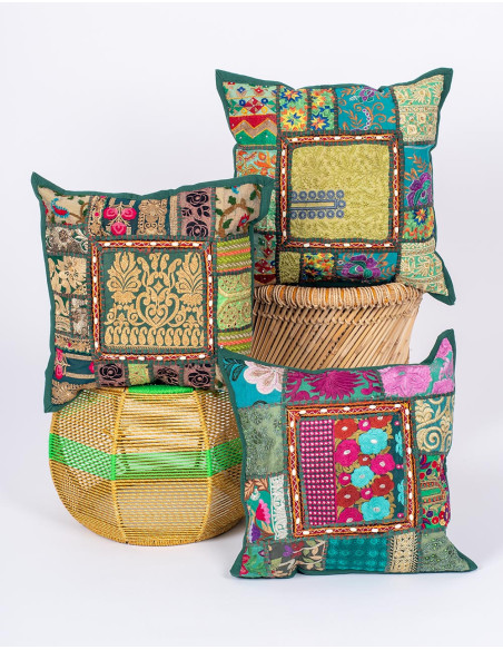Housse de coussin Kimago verte faite main 40x40 cm avec broderie indienne