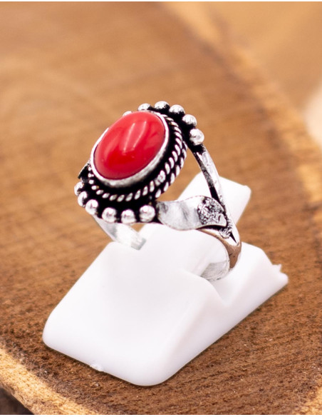 Bague en argent faite main avec pierre minérale
