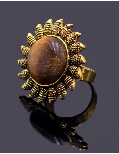 Anel indiano artesanal em ouro com pedra grande – Joia étnica exclusiva