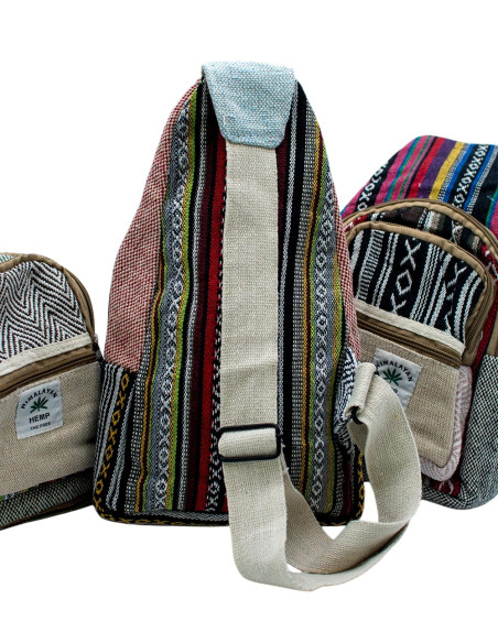 Sac à dos triangulaire en chanvre avec détails multicolores – Style bohème