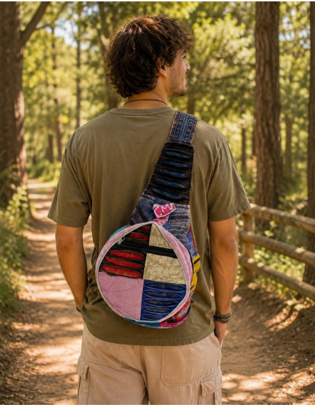 Hippie-Patchwork-Rucksack, der sich in ein Kissen verwandeln lässt – Indische Handwerkskunst