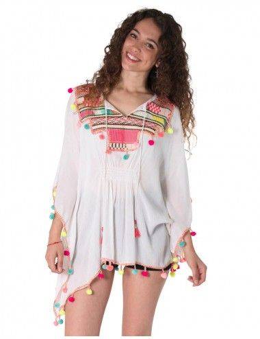 Poncho-ricamato-bianco-spiaggia-hippie-chic 2