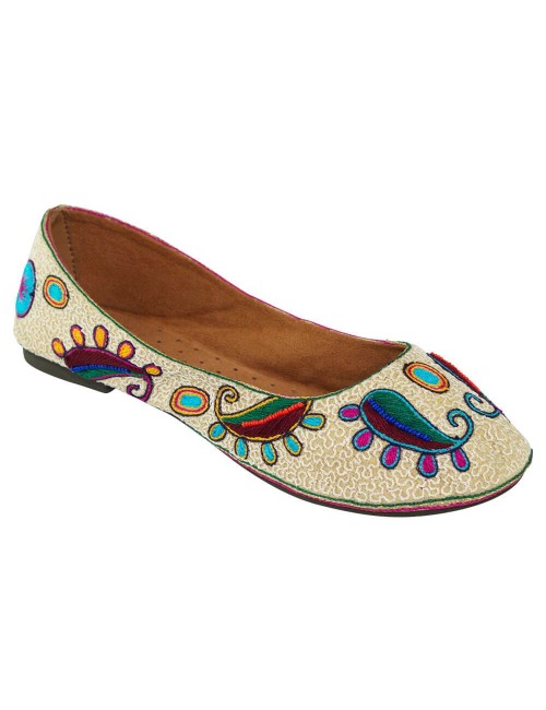 espadrille-femme-broderie-hippie-et-pierres